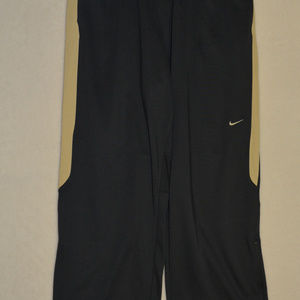 NIKE heavyweight DRI fit work out athletic pants.a